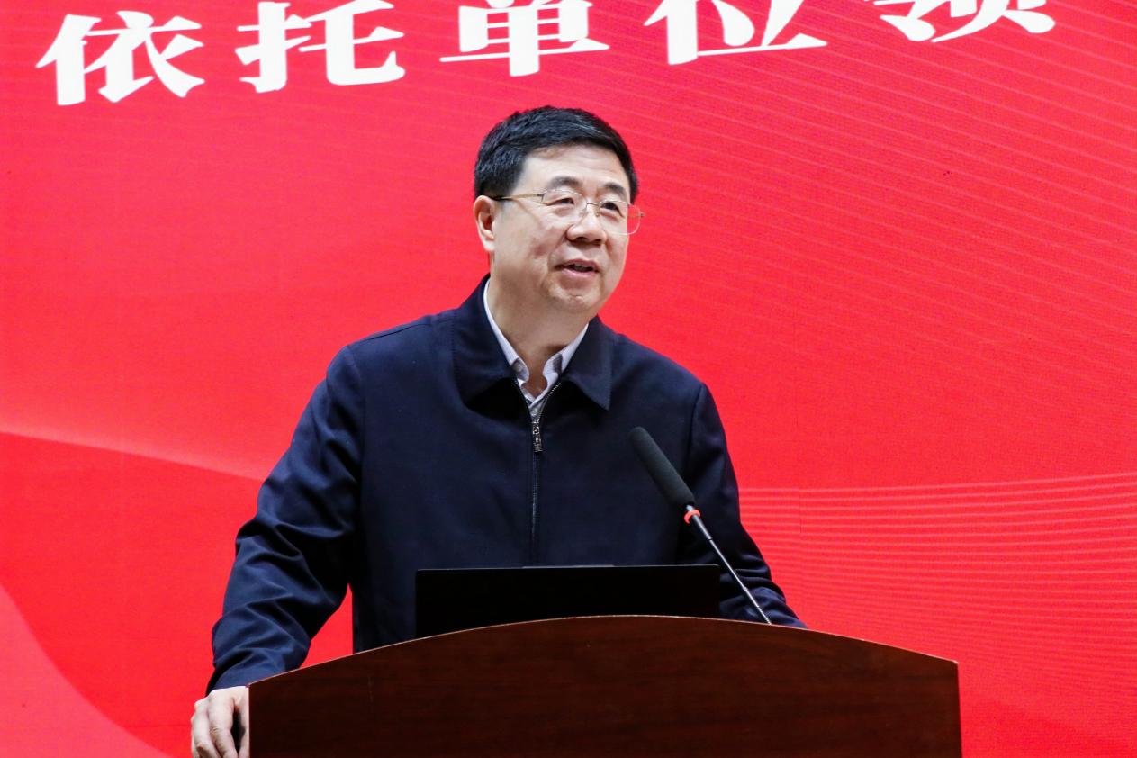 纽约国际上网导航教育学部部长、河南省教育学会副会长刘志军